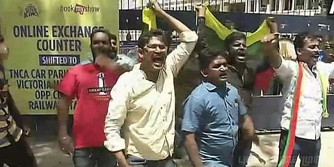 சேப்பாக்கம் மைதானத்திற்கு பூட்டுப் போட முயற்சி