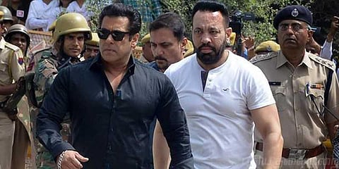 ஜாமீனில் வந்த சல்மான் போட்ட ட்விட்