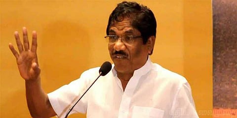 குழந்தையைக் கொன்று, தெய்வத்தை எங்கே தேடுகிறோம்? - பாரதிராஜா கேள்வி