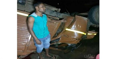 60 அடி ஆழத்தில் மினி லாரி கவிழ்ந்து விபத்து: 21 பேர் உயிரிழப்பு