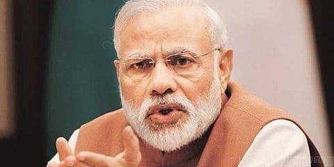 ஊடகங்களுக்கு மசாலா தருவது போல் பேசாதீர்கள் : பாஜகவினருக்கு மோடி அறிவுரை