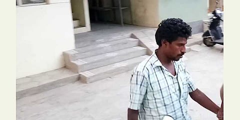 ‘கடைக்கு போகலாம்’ என அழைத்துவிட்டு சிறுமிக்கு பாலியல் துன்புறுத்தல்: இளைஞர் கைது