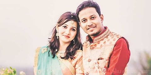 பொறாமையால் வந்த வினை: குண்டு தயாரித்து புதுமாப்பிள்ளைய கொன்ற பேராசிரியர்!