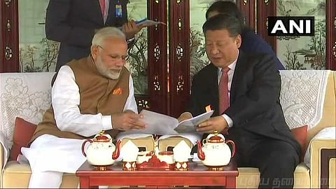 சீனாவில் புகழ்பெற்ற ஏரியை சுற்றிப்பார்த்த பிரதமர் மோடி!