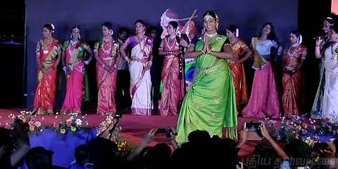 தனித்திறன், அழகு, பொது அறிவில் அசத்தல்: மிஸ் கூவாகமானார் மொபினா..!