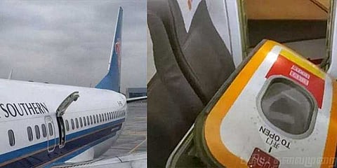 காற்று வாங்க விமானத்தின் கதவை திறந்த பயணி