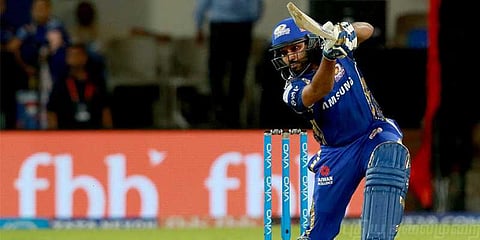 'ஹிட்மேன்' அடித்தார் 300 சிக்ஸர்கள் !