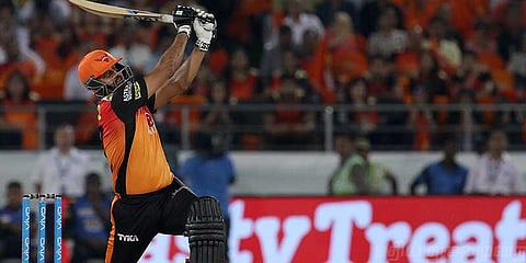 தகர்ந்தது டேர்டெவில்ஸ் கனவு: முதலிடத்தில் சன் ரைசர்ஸ்!