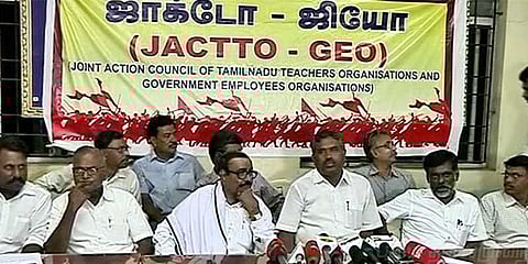 வண்டலூரில் விடிய விடிய ஆய்வு: ஜாக்டோ ஜியோ அமைப்பினர் அதிரடி கைது