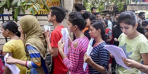 நீட் தமிழ் வினாத்தாளில் 49 இடங்களில் பிழைகள் !