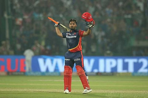 சரிந்த அணியை சதம் விளாசி மீட்ட ரிஷப் பந்த் - குஷியான டெல்லி ரசிகர்கள்