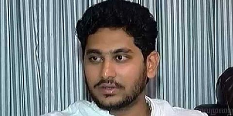 சசிகலாவை விமர்சிப்பவர்கள் வேண்டாம்: ஜெய் ஆனந்த்