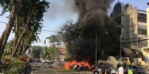 இந்தோனேஷிய போலீஸ் தலைமையகத்தில் தற்கொலை தாக்குதல்: பயங்கரவாதிகள் மீண்டும் அட்டாக்!