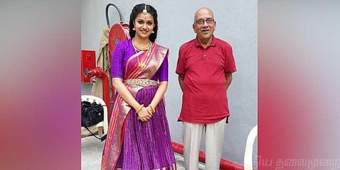 கீர்த்தி சுரேஷை பாராட்டிய ‘அபூர்வ சகோதரர்கள்’ இயக்குநர்