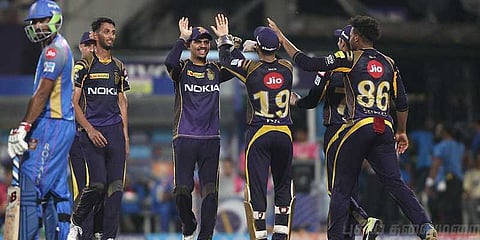 ஃப்ளே ஆஃப் வாய்ப்பை தக்கவைப்பது யார் ? கொல்கத்தா அணிக்கு 143 ரன் இலக்கு