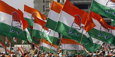 காங்கிரஸ் எம்எல்ஏக்கள் 12 பேர் மாயம்