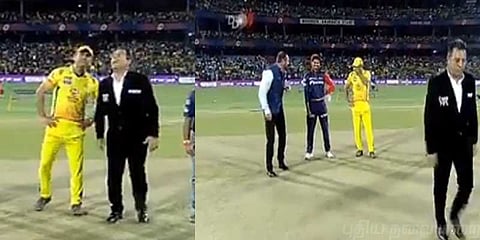 டாஸ் போடும் போது ஸ்ரேயாஸ் சேட்டை : தோனியின் சிரிப்பலை!