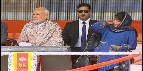 பிரதமர் மோடி தொடங்கி வைத்த மிக நீண்ட சுரங்கப்பாதை