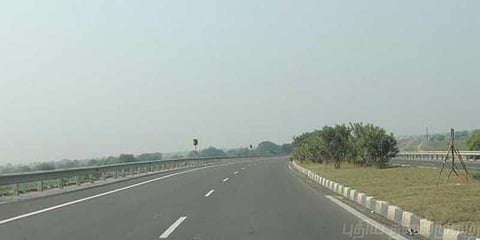 பசுமை விரைவுச் சாலைக்காக ஆர்ஜிதம் செய்யப்படும் கிராம நிலங்கள்: கொந்தளிக்கும் மக்கள்