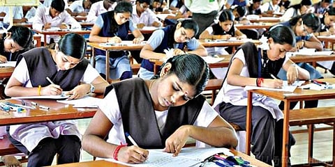 10-ஆம் வகுப்பு பொதுத்தேர்வு முடிவுகள் நாளை வெளியீடு