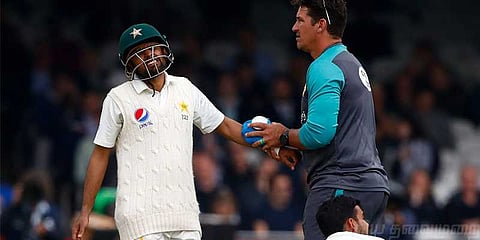 பென் ஸ்டோக்ஸ் வீசிய பந்தில் பாக். வீரர் காயம்: எலும்பு முறிந்தது!