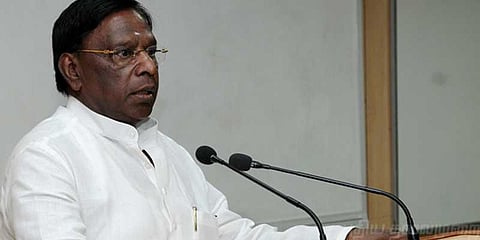 பிறந்தநாளுக்கு பேனர் வைக்க வேண்டாம்: கட்சியினருக்கு நாராயணசாமி அறிவுறுத்தல்