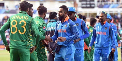 இந்தியா-பாக். தொடரை நடத்தலாமா, வேண்டாமா? மத்திய அரசிடம் கேட்கிறது பிசிசிஐ!