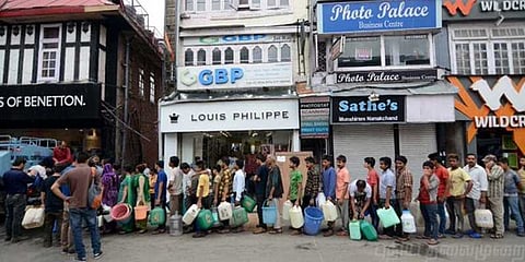 குளு குளு சிம்லா.. குடிநீருக்கு கையேந்துகிறது..