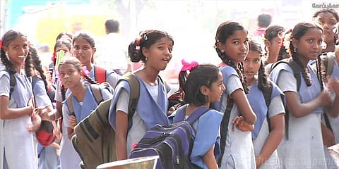 விடுமுறை முடிந்து பள்ளிகள் இன்று திறப்பு