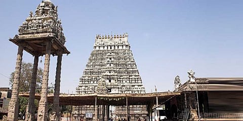 வடகலை, தென்கலை பிரச்னை: காஞ்சிபுரம் வரதராஜ பெருமாளுக்கு பலத்த பாதுகாப்பு!