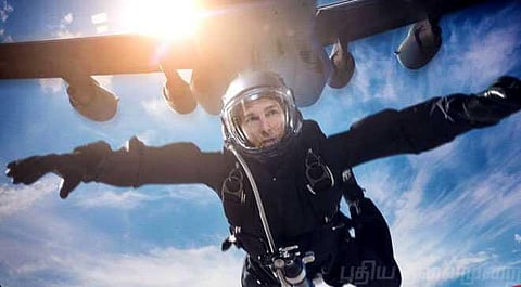 ’மிஷன் இம்பாசிபிள்’ படத்துக்காக விமானத்தில் இருந்து குதித்த டாம் குரூஸ்: வைரல் வீடியோ!