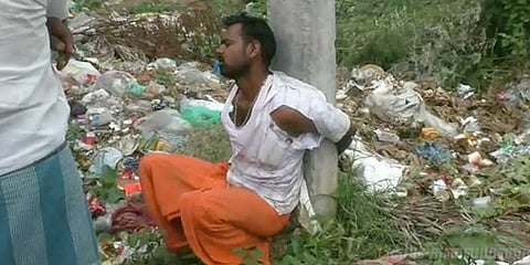 குழந்தைக் கடத்தல் பீதியால் அப்பாவி இளைஞரை கட்டி வைத்து உதைத்த ஊர்மக்கள்