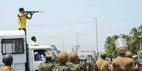 “பொறுப்பு அதிகாரி இல்லை.. எனவே சுடச் சொன்னேன்” - ஆய்வாளரின் பகீர் வாக்குமூலம்