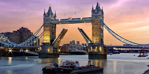 சைக்கிளில் ஹாரன் வைத்த லண்டன் இளைஞர்