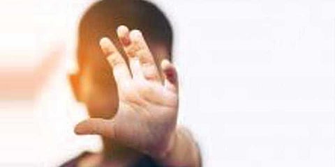 சிறுவனுக்கு பாலியல் துன்புறுத்தல்: பெண் கைது