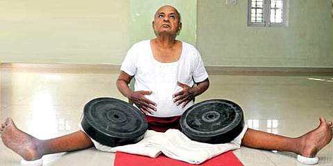 மோடியின் பிட்னஸ் சவாலுக்கு ஏற்றவர் தேவ கௌடா - களத்தில் குதித்த தொண்டர்கள்