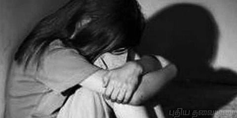 “காதலிக்கிறாயா..? இல்லையா..? சிறுமியின் கன்னத்தில் அறைந்த 'சைக்கோ' இளைஞன்