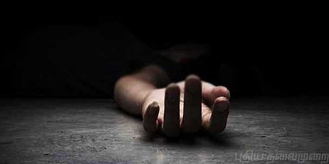 காதல் மன்னனாக வலம் வந்த கணவரை திட்டம் போட்டு தீர்த்துக்கட்டிய மனைவி