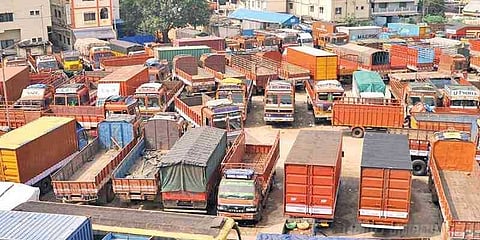 லாரி உரிமையாளர்கள் இன்று முதல் வேலைநிறுத்தம்