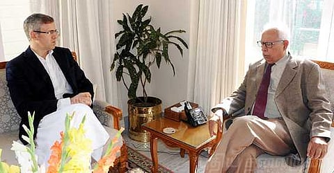 உமர் அப்துல்லா ஆளுநருடன் திடீர் சந்திப்பு