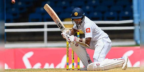 பந்தை சேதப்படுத்திய விவகாரம்: சிக்கிய இலங்கை கேப்டனுக்குத் தடை!