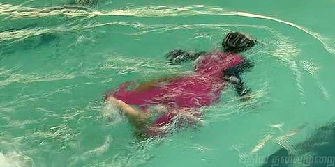 8 வயது நெல்லை சிறுமி 8 வகையான யோகா சாதனை