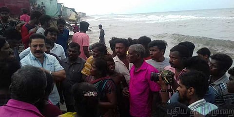 பட்டினம்பாக்கத்தில் கமல்ஹாசன் நேரடி ஆய்வு: ‘விசில்’ நடவடிக்கை