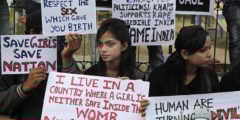 என்ன இந்தியா பெண்களுக்கு பாதுகாப்பில்லாத நாடா ? வலுக்கும் எதிர்ப்பு