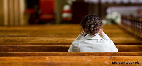 “பாதிக்கப்பட்டிருந்தால் பெண் புகார் கொடுக்கலாமே” - பாதிரியார்களின் அலட்சிய பதில்