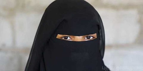 சவுதியில் பெண்கள் ஆடைகளுக்கான கட்டுப்பாடுகள் தளர்வு...!