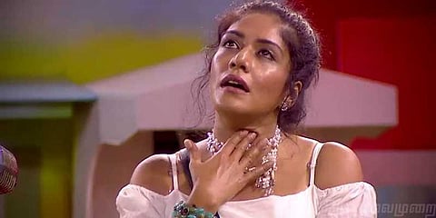 பிக்பாஸில் இன்று வெளியேறப்போவது யார் ? மமதி என பரவும் வதந்தி