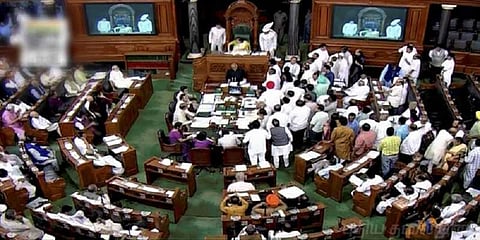 எம்.பிக்கள் இனி மக்களவையில் 10 கேள்விகள் கேட்க முடியாது - விதியில் மாற்றம்!