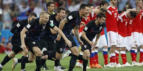 சொந்த நாட்டில் மண்ணை கவ்வியது ரஷ்யா - அரையிறுதியில் குரேஷியா