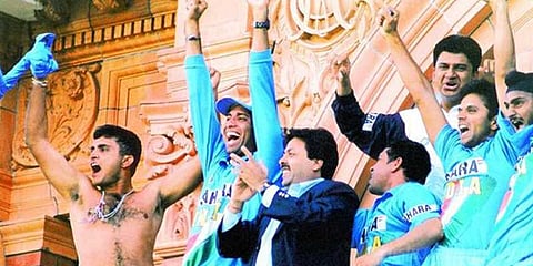 சட்டையை கழட்டி சுழற்றிய கங்குலியை மறக்க முடியுமா..!